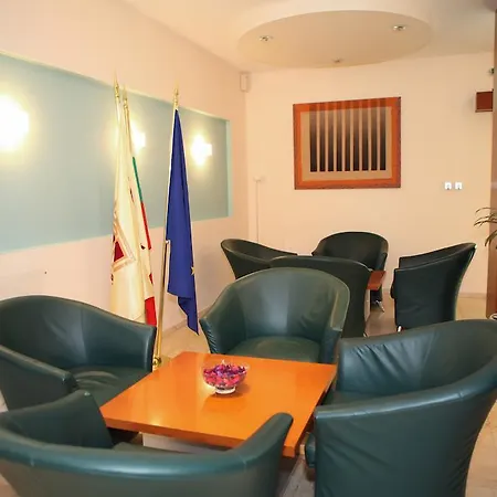 Hotel Perperikon 3*